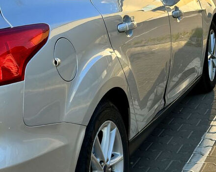 Сірий Форд Фокус, об'ємом двигуна 2 л та пробігом 150 тис. км за 8300 $, фото 3 на Automoto.ua