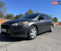 Сірий Форд Фокус, об'ємом двигуна 2 л та пробігом 222 тис. км за 8100 $, фото 1 на Automoto.ua