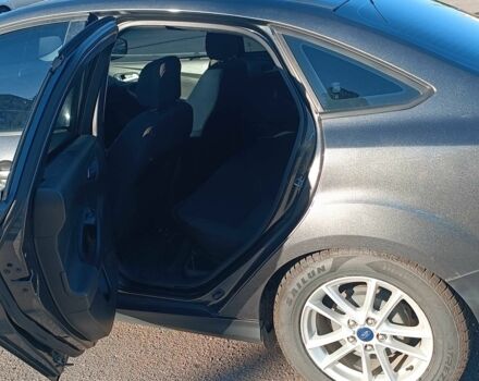 Сірий Форд Фокус, об'ємом двигуна 2 л та пробігом 182 тис. км за 7700 $, фото 4 на Automoto.ua