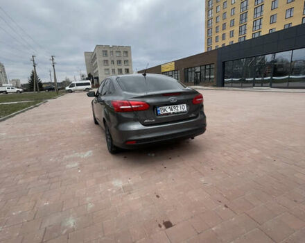 Серый Форд Фокус, объемом двигателя 2 л и пробегом 186 тыс. км за 8700 $, фото 5 на Automoto.ua