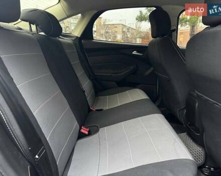 Сірий Форд Фокус, об'ємом двигуна 2 л та пробігом 139 тис. км за 7999 $, фото 16 на Automoto.ua