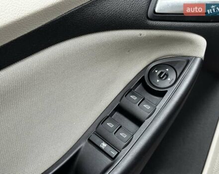 Серый Форд Фокус, объемом двигателя 2 л и пробегом 151 тыс. км за 6799 $, фото 14 на Automoto.ua