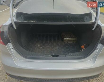 Серый Форд Фокус, объемом двигателя 2 л и пробегом 151 тыс. км за 7100 $, фото 9 на Automoto.ua