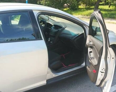 Сірий Форд Фокус, об'ємом двигуна 2 л та пробігом 166 тис. км за 8500 $, фото 9 на Automoto.ua