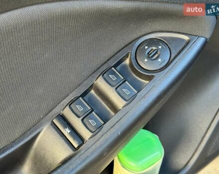 Серый Форд Фокус, объемом двигателя 2 л и пробегом 108 тыс. км за 8990 $, фото 9 на Automoto.ua