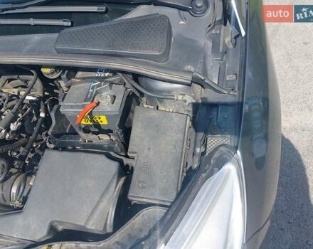 Серый Форд Фокус, объемом двигателя 2.01 л и пробегом 220 тыс. км за 6799 $, фото 25 на Automoto.ua