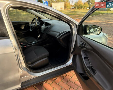 Сірий Форд Фокус, об'ємом двигуна 2 л та пробігом 144 тис. км за 6900 $, фото 19 на Automoto.ua