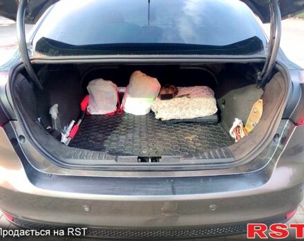 Сірий Форд Фокус, об'ємом двигуна 2 л та пробігом 109 тис. км за 8450 $, фото 9 на Automoto.ua