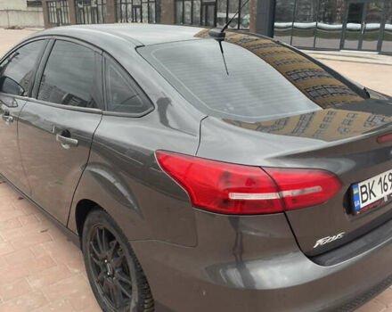 Серый Форд Фокус, объемом двигателя 2 л и пробегом 186 тыс. км за 7500 $, фото 7 на Automoto.ua