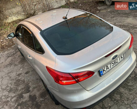 Серый Форд Фокус, объемом двигателя 2 л и пробегом 140 тыс. км за 8500 $, фото 5 на Automoto.ua