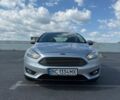 Сірий Форд Фокус, об'ємом двигуна 2 л та пробігом 117 тис. км за 8600 $, фото 1 на Automoto.ua