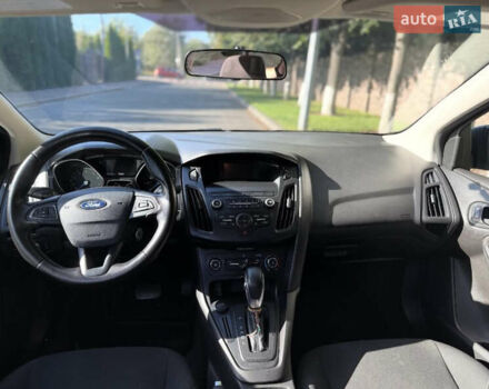 Серый Форд Фокус, объемом двигателя 2 л и пробегом 127 тыс. км за 7800 $, фото 1 на Automoto.ua