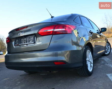 Сірий Форд Фокус, об'ємом двигуна 1 л та пробігом 125 тис. км за 6250 $, фото 32 на Automoto.ua