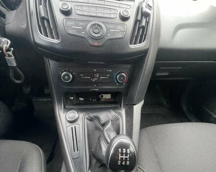 Серый Форд Фокус, объемом двигателя 2 л и пробегом 95 тыс. км за 8500 $, фото 9 на Automoto.ua