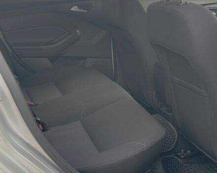 Сірий Форд Фокус, об'ємом двигуна 2 л та пробігом 76 тис. км за 8800 $, фото 10 на Automoto.ua