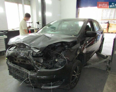 Форд Фокус 2017 у Києві на Automoto.ua Сірий Форд Фокус, об'ємом двигуна 2 л та пробігом 100 тис. км за 4900 $, фото 4 на Automoto.ua