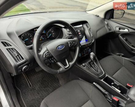 Серый Форд Фокус, объемом двигателя 2 л и пробегом 78 тыс. км за 8500 $, фото 11 на Automoto.ua