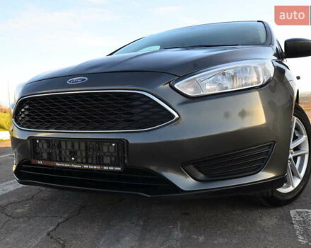 Сірий Форд Фокус, об'ємом двигуна 1 л та пробігом 125 тис. км за 6250 $, фото 4 на Automoto.ua