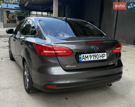 Серый Форд Фокус, объемом двигателя 1 л и пробегом 60 тыс. км за 8999 $, фото 7 на Automoto.ua
