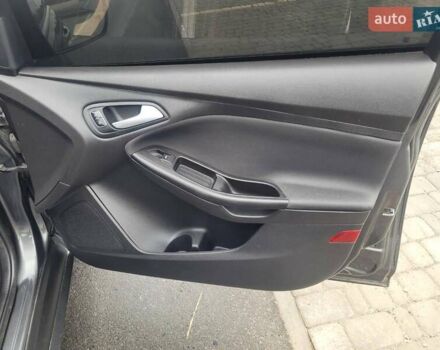 Серый Форд Фокус, объемом двигателя 2 л и пробегом 140 тыс. км за 8500 $, фото 2 на Automoto.ua