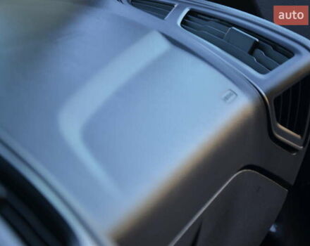 Сірий Форд Фокус, об'ємом двигуна 1 л та пробігом 125 тис. км за 6250 $, фото 42 на Automoto.ua