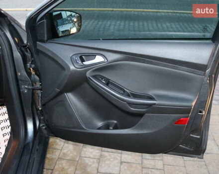 Серый Форд Фокус, объемом двигателя 2 л и пробегом 116 тыс. км за 7800 $, фото 40 на Automoto.ua