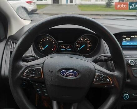 Серый Форд Фокус, объемом двигателя 2 л и пробегом 202 тыс. км за 7500 $, фото 5 на Automoto.ua