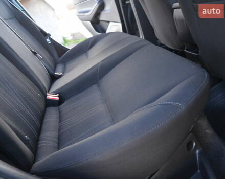 Сірий Форд Фокус, об'ємом двигуна 1 л та пробігом 125 тис. км за 6250 $, фото 51 на Automoto.ua