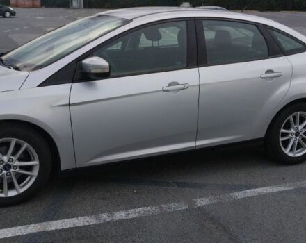 Сірий Форд Фокус, об'ємом двигуна 2 л та пробігом 142 тис. км за 8999 $, фото 4 на Automoto.ua