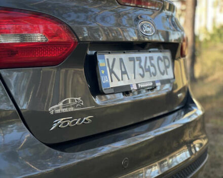 Сірий Форд Фокус, об'ємом двигуна 2 л та пробігом 125 тис. км за 12500 $, фото 20 на Automoto.ua