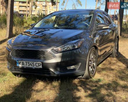 Сірий Форд Фокус, об'ємом двигуна 2 л та пробігом 125 тис. км за 12500 $, фото 4 на Automoto.ua
