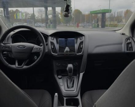 Сірий Форд Фокус, об'ємом двигуна 2 л та пробігом 76 тис. км за 8800 $, фото 11 на Automoto.ua