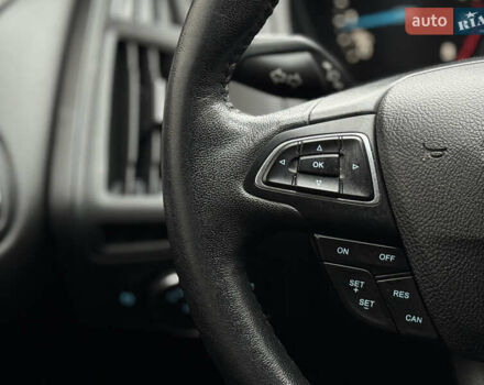 Серый Форд Фокус, объемом двигателя 2 л и пробегом 78 тыс. км за 8500 $, фото 21 на Automoto.ua