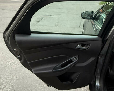 Серый Форд Фокус, объемом двигателя 2 л и пробегом 170 тыс. км за 8100 $, фото 10 на Automoto.ua