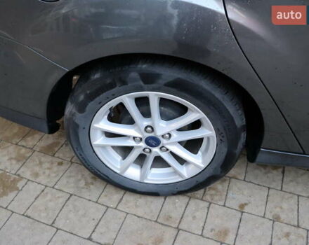 Серый Форд Фокус, объемом двигателя 2 л и пробегом 116 тыс. км за 7800 $, фото 4 на Automoto.ua