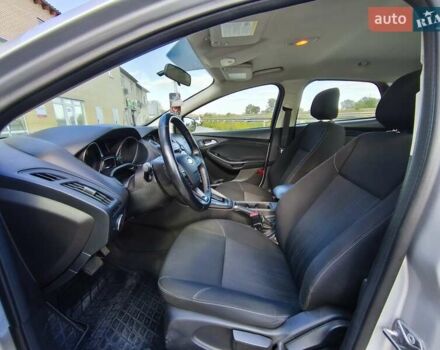 Форд Фокус 2017 в Харькове на Automoto.ua Серый Форд Фокус, объемом двигателя 2 л и пробегом 115 тыс. км за 8200 $, фото 10 на Automoto.ua