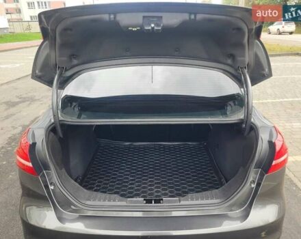 Серый Форд Фокус, объемом двигателя 2 л и пробегом 140 тыс. км за 8500 $, фото 10 на Automoto.ua