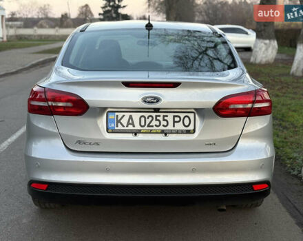 Сірий Форд Фокус, об'ємом двигуна 2 л та пробігом 135 тис. км за 9000 $, фото 9 на Automoto.ua