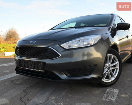 Сірий Форд Фокус, об'ємом двигуна 1 л та пробігом 125 тис. км за 6250 $, фото 3 на Automoto.ua