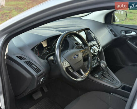 Сірий Форд Фокус, об'ємом двигуна 2 л та пробігом 135 тис. км за 9000 $, фото 13 на Automoto.ua