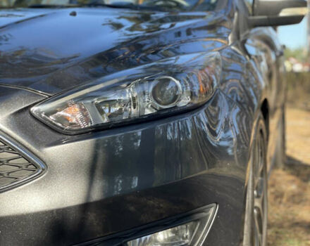 Сірий Форд Фокус, об'ємом двигуна 2 л та пробігом 125 тис. км за 12500 $, фото 27 на Automoto.ua