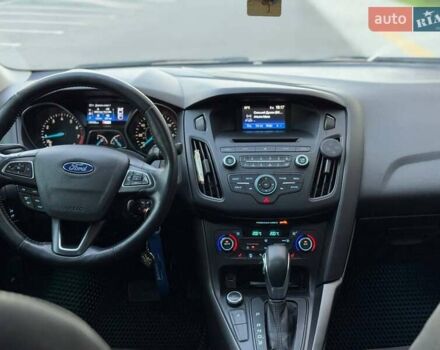 Серый Форд Фокус, объемом двигателя 2.01 л и пробегом 72 тыс. км за 8000 $, фото 11 на Automoto.ua