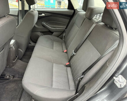 Сірий Форд Фокус, об'ємом двигуна 2 л та пробігом 74 тис. км за 10500 $, фото 13 на Automoto.ua