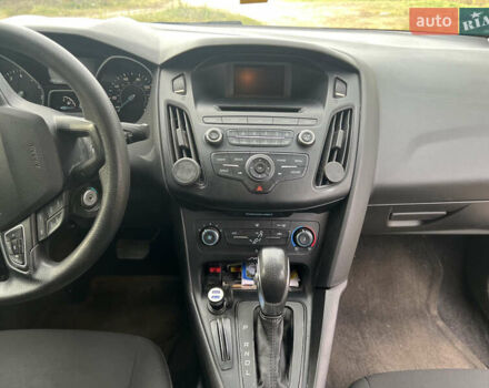 Серый Форд Фокус, объемом двигателя 2 л и пробегом 123 тыс. км за 8100 $, фото 8 на Automoto.ua