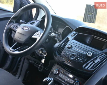 Сірий Форд Фокус, об'ємом двигуна 1 л та пробігом 125 тис. км за 6250 $, фото 54 на Automoto.ua