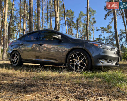 Сірий Форд Фокус, об'ємом двигуна 2 л та пробігом 125 тис. км за 12500 $, фото 1 на Automoto.ua