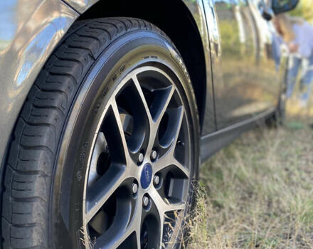 Сірий Форд Фокус, об'ємом двигуна 2 л та пробігом 125 тис. км за 12500 $, фото 37 на Automoto.ua