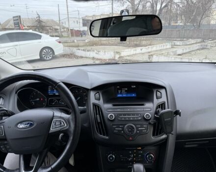 Серый Форд Фокус, объемом двигателя 2 л и пробегом 156 тыс. км за 8700 $, фото 2 на Automoto.ua