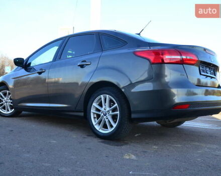 Сірий Форд Фокус, об'ємом двигуна 1 л та пробігом 125 тис. км за 6250 $, фото 29 на Automoto.ua