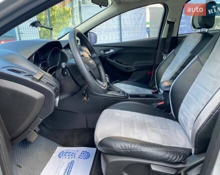 Сірий Форд Фокус, об'ємом двигуна 2 л та пробігом 153 тис. км за 8500 $, фото 4 на Automoto.ua